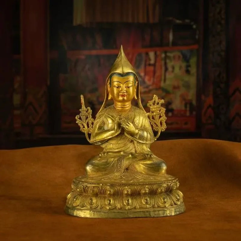 Exceptionally rare Tibetan gilded statue of Tsongkhapa