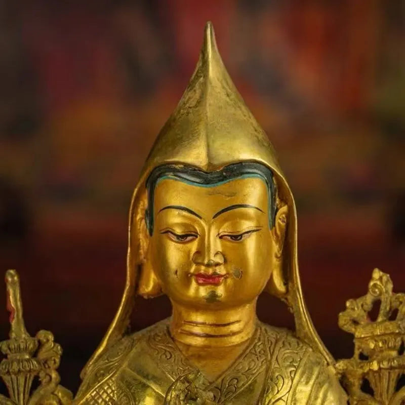 Exceptionally rare Tibetan gilded statue of Tsongkhapa