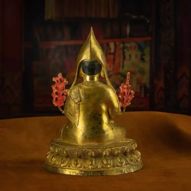Exceptionally rare Tibetan gilded statue of Tsongkhapa